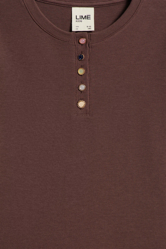 DARK BROWN