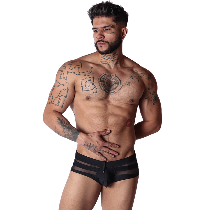 Panel Black Swim Brief en modelo de Gigo Underwear