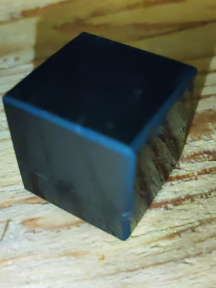 Earthstore® Shungite Cube - Natural Stone EMF Protection Grounding Energy Healing 4 sizes