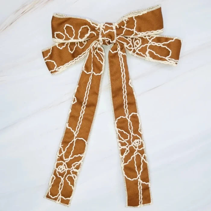 TL EY Stitch Bow Clip