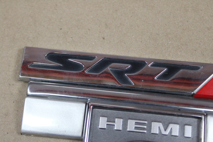 05-10 CHRYSLER 300C SRT8 HEMI C OEM FENDER BADGE LOGO SYMBO EMBLEM DECAL