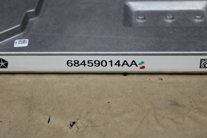 16-23 CHALLENGER CHARGER 300 AUDIO HARMAN KARDON GREENEDGE AMPLIFIER 68459014AA