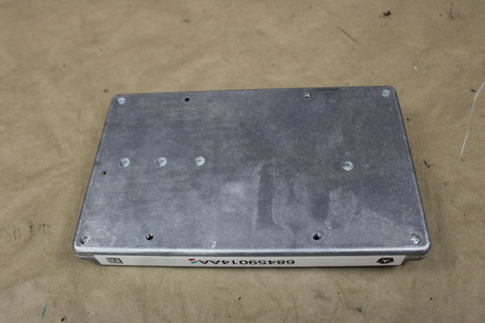 16-23 CHALLENGER CHARGER 300 AUDIO HARMAN KARDON GREENEDGE AMPLIFIER 68459014AA