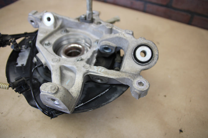 2015-2023 Dodge Challenger Charger SRT Driver LH Rear Knuckle Spindle W/Hub OEM