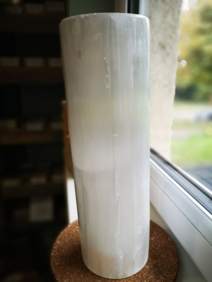 Earthstore® 40cm Selenite White LIPSTICK SHAPE Lamp (apx 16")