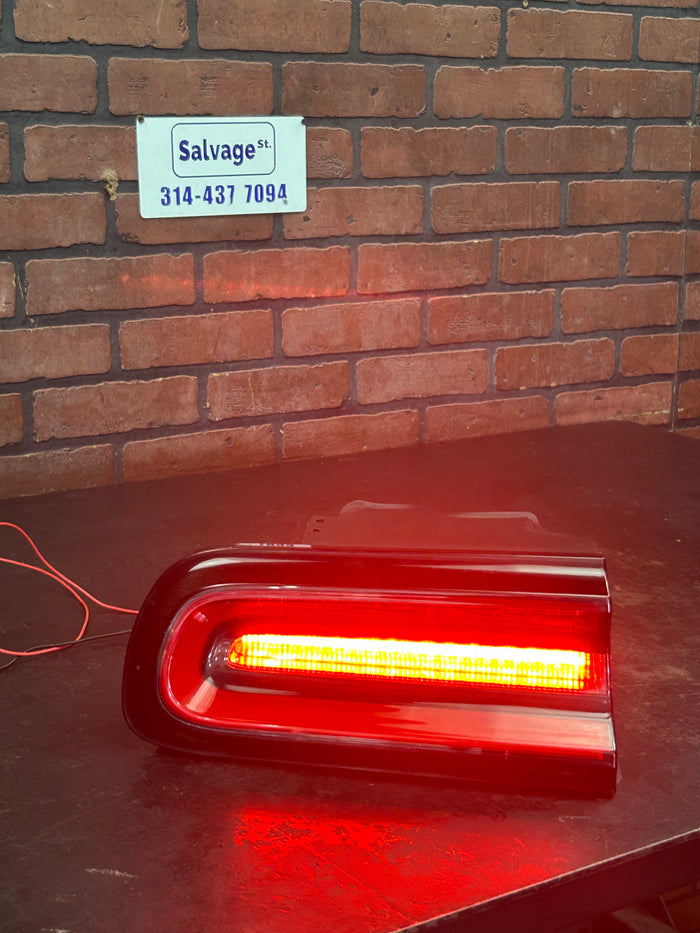 2015 - 2023 DODGE CHALLENGER LEFT DRIVER SIDE TAIL LIGHT TAILLIGHT LAMP LED OEM