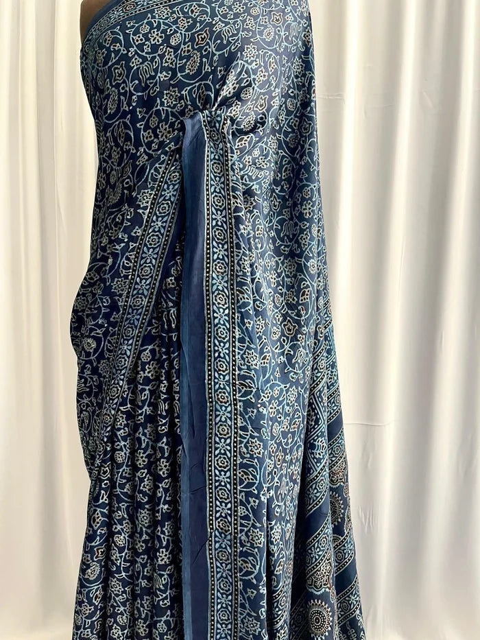Ajrak: Lapis Lazuli