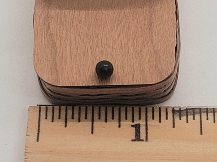 Al Chandronnait – Wooden Picnic Basket with Hinges