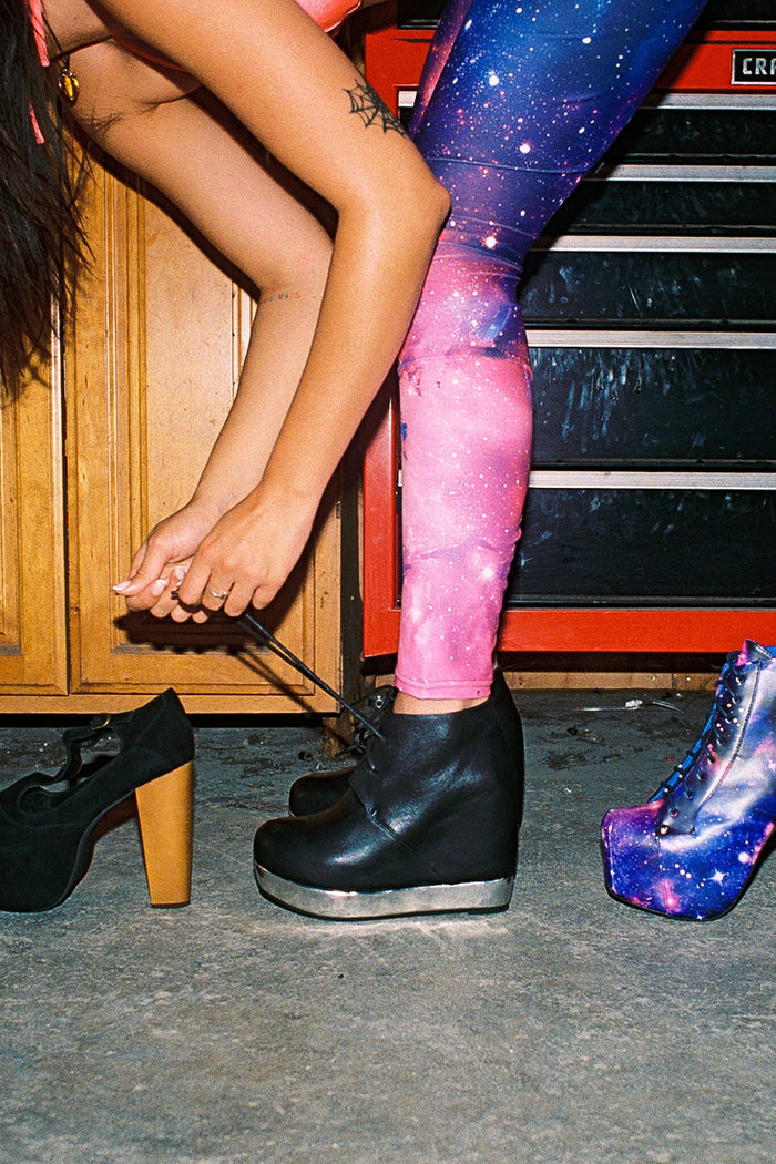 ALEXIS Jeffrey Campbell Ankle Boots Black Silver