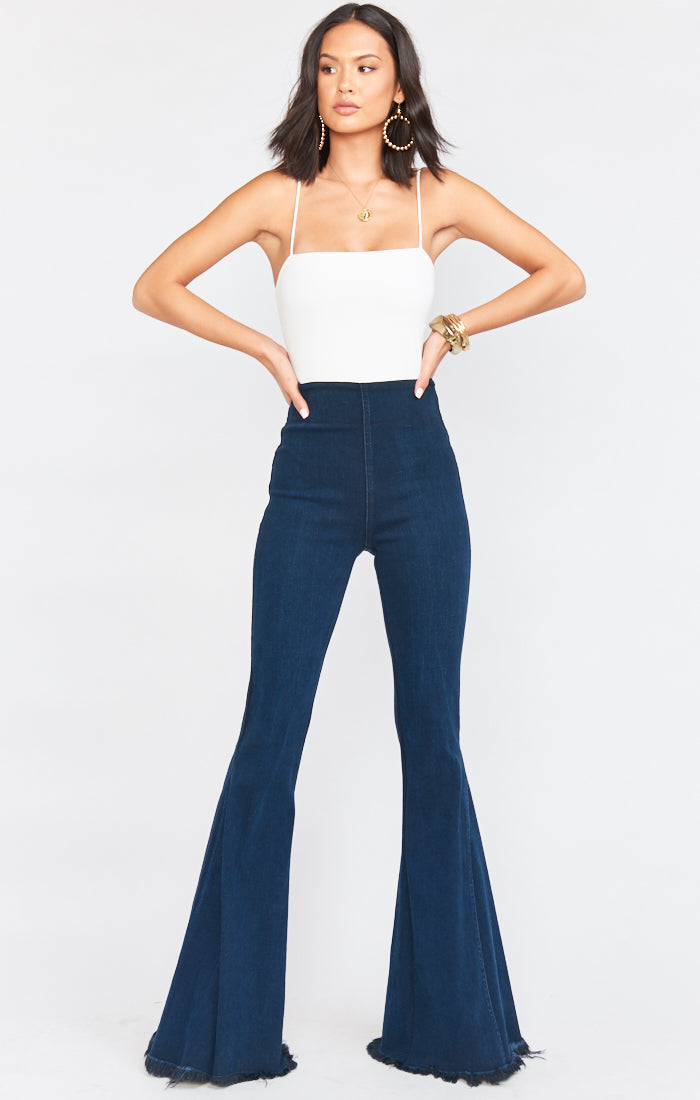 badge_model-wears-size-xs