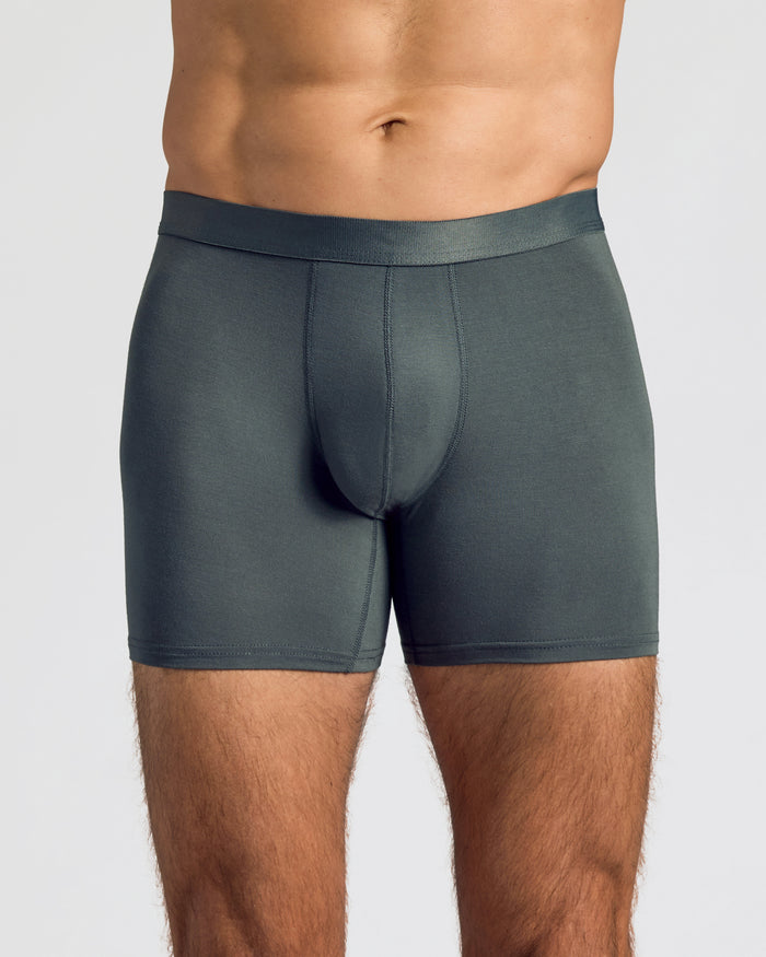 Carbon Boxer Briefs showcasing snug fit and innovative flyless 3D pouch.