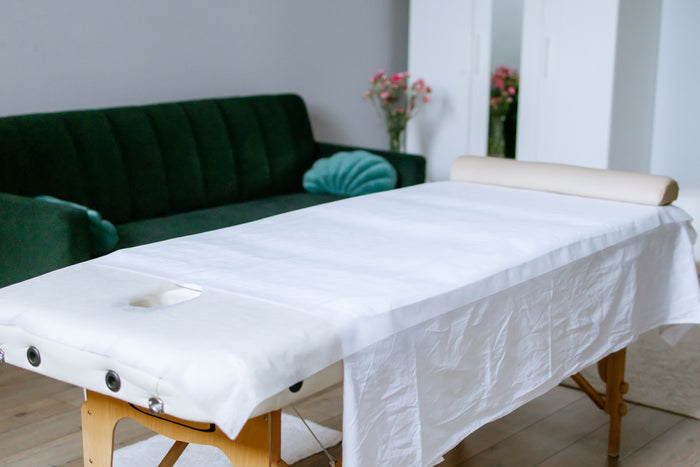 CaronLab Diamond Weave Bed Roll with Face Hole - 80cm x 100m - Perforated every 180cm