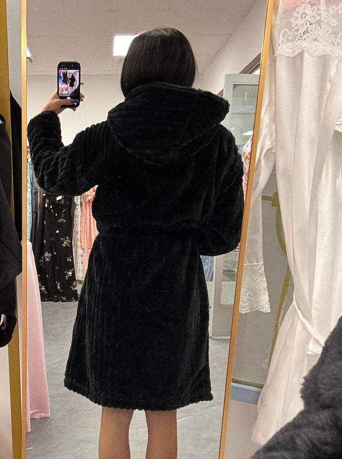 Cloud Robe in Black - Intimate Whispers