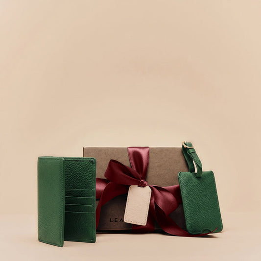 Deluxe Passport Cover + Luggage Tag Set Fairway Green