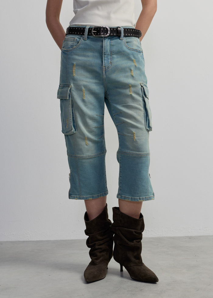 DISTRESSED CARGO CAPRI PANTS