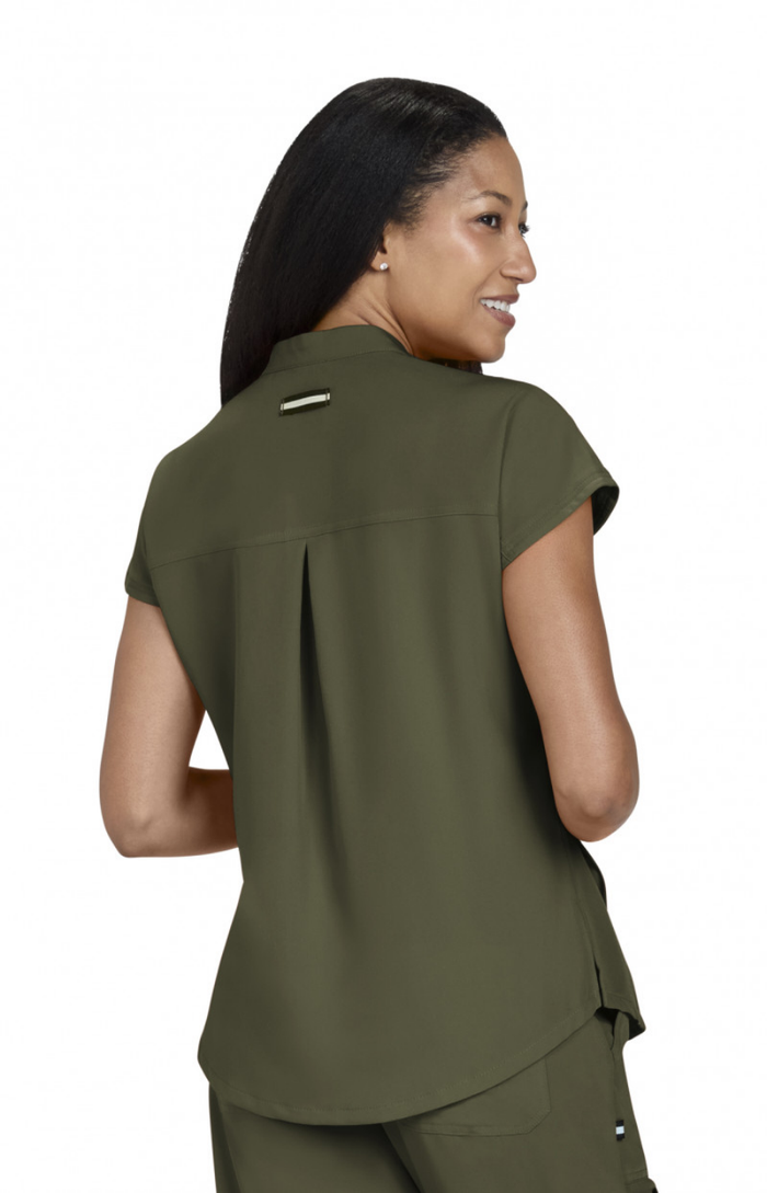 Filipina Mujer Koi Next Gen Mod. Superhuman Olive