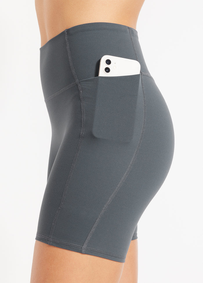 In Motion Side Pocket Short 14cm