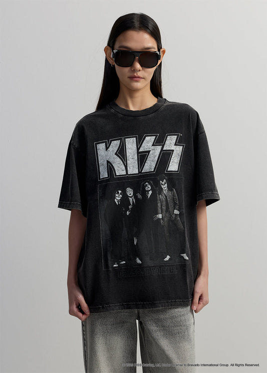 KISS DRESSED TO KILL GRAPHIC TEE