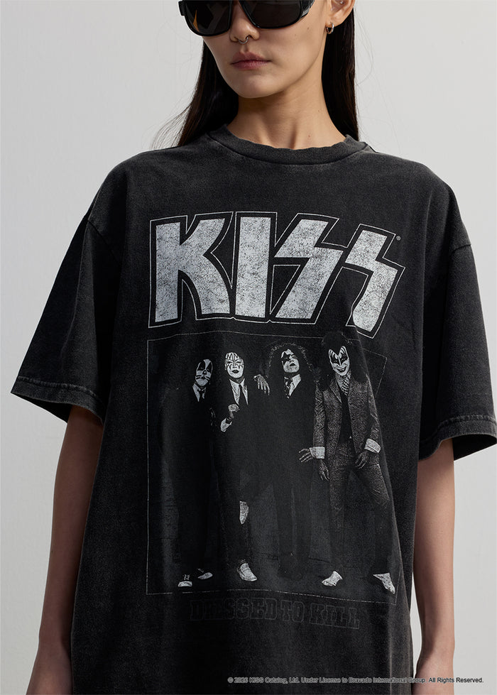 KISS DRESSED TO KILL GRAPHIC TEE