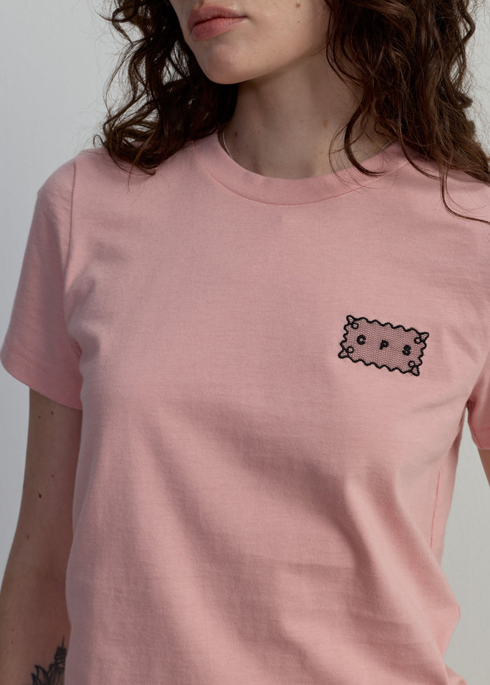 LACE LOGO TEE