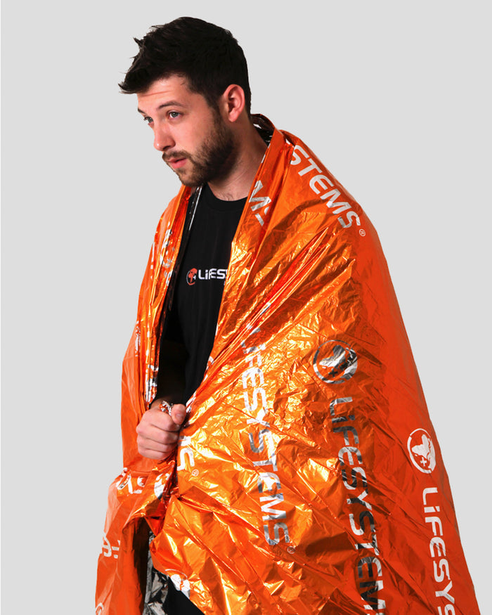 b2749_302_lifesystems_thermal_blanket_b_2000x2500_9ccac2e_1763525785000