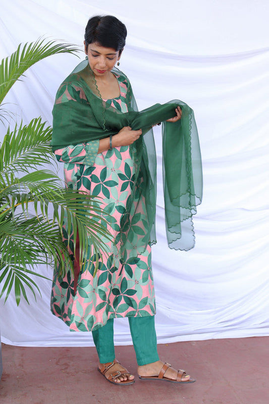 Mila parijath silk kurta