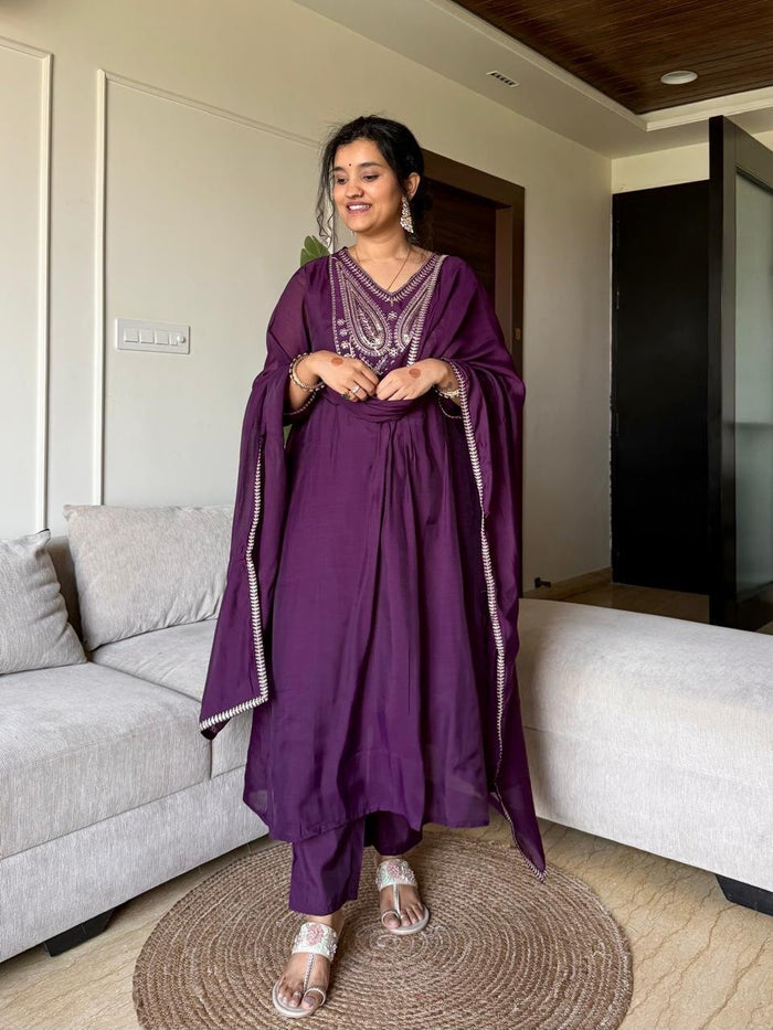Saavra Mul Chanderi Luxe Set- Violet