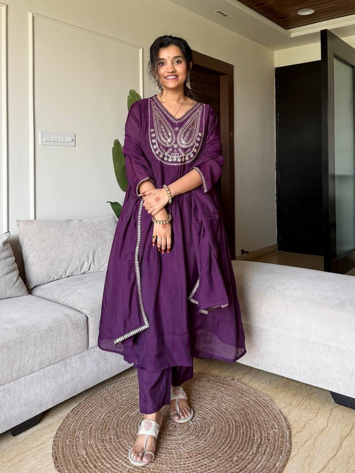 Saavra Mul Chanderi Luxe Set- Violet