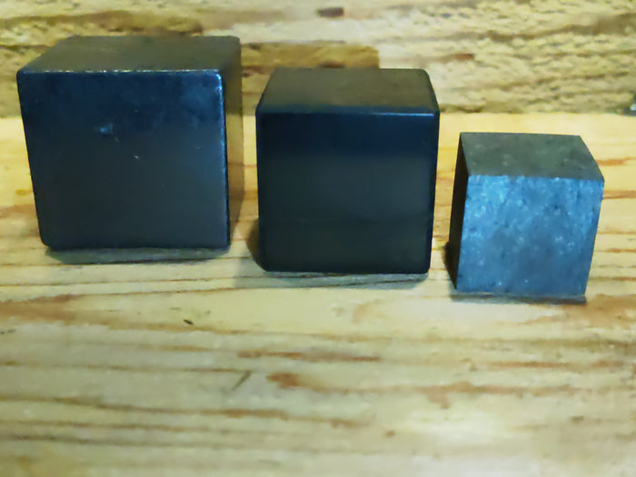 Earthstore® Shungite Cube - Natural Stone EMF Protection Grounding Energy Healing 4 sizes