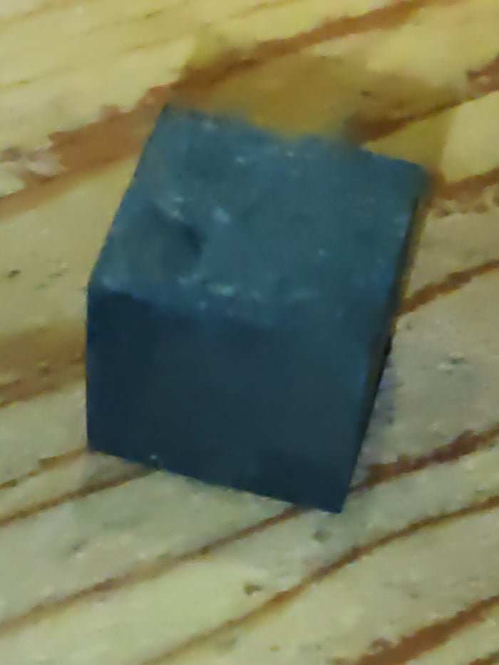 Earthstore® Shungite Cube - Natural Stone EMF Protection Grounding Energy Healing 4 sizes