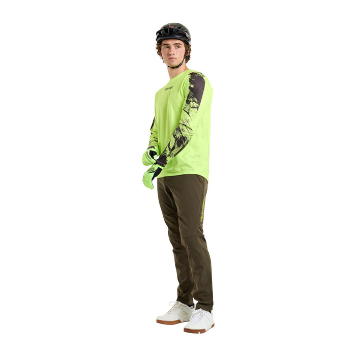 Skyline Chill Pant Mono Dark Earth