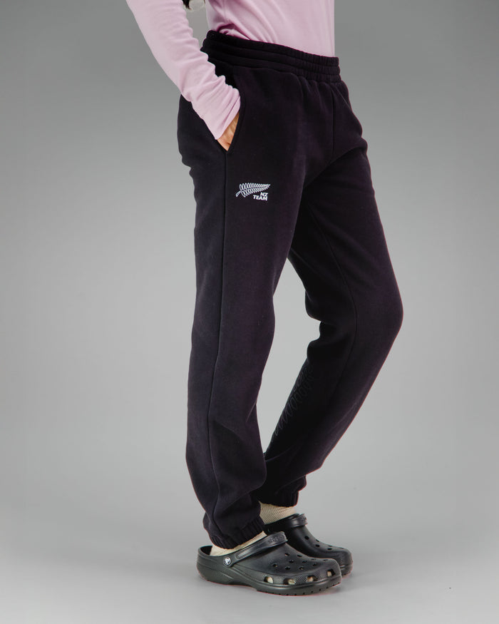b2169_oym_supporters_slouchy_jogger_e_1765509684000