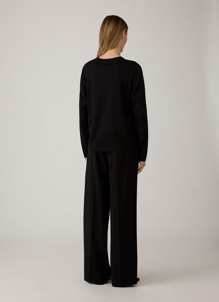 Women's Long Sleeve Everyday T-shirt in Black