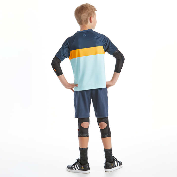 color:BLACK||view:SKU Image On Body||gender:Kids||seo:Youth Summit Elbow Pads